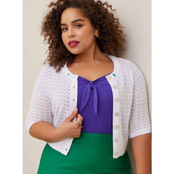 Torrid Size M/L Disney The Little Mermaid Cardigan Crop Sweater NWT Q17 - Picture 1 of 10